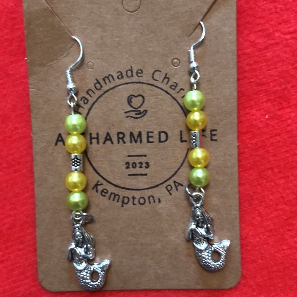 Mermaids 🧜‍♀️ “Shoulder Drop” Beaded Dangle Earrings. NWT, Handmade - Picture 6 of 7